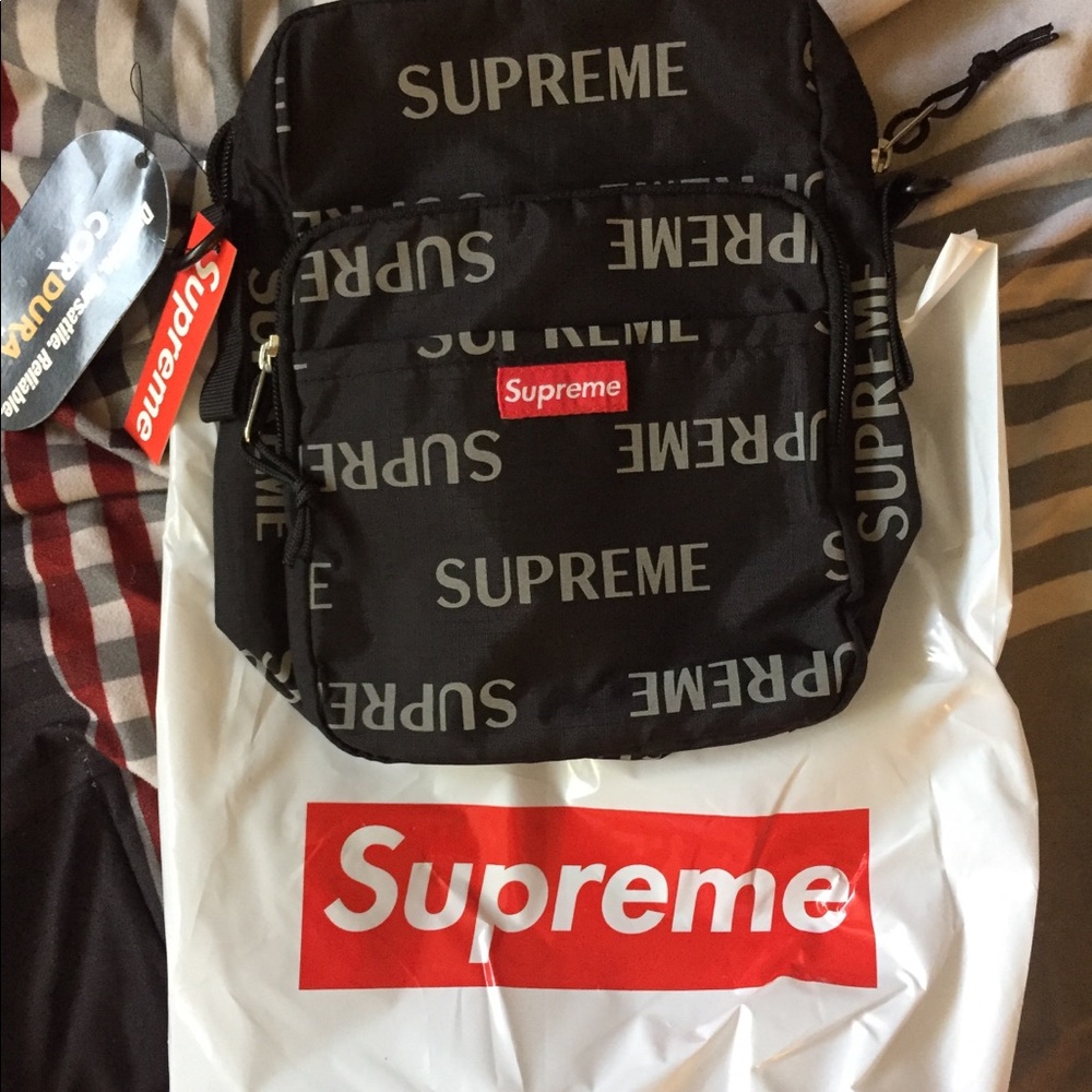 COPY - Supreme 3M Repeat Reflective Shoulder Bag